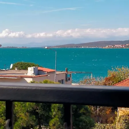 Nyaraló Aj Muestakil Ev Doert Odali *