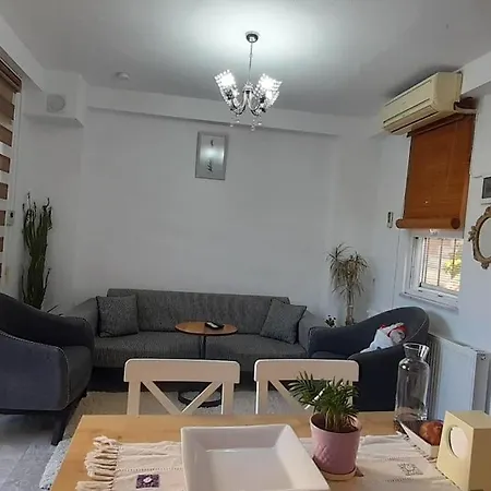 Aj Muestakil Ev Doert Odali Дом отдыха