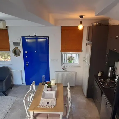 Aj Muestakil Ev Doert Odali Prázdninový dům Ayvalı