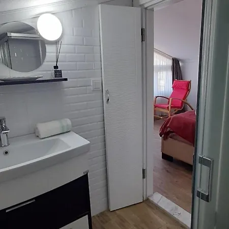 Prázdninový dům Aj Muestakil Ev Doert Odali *