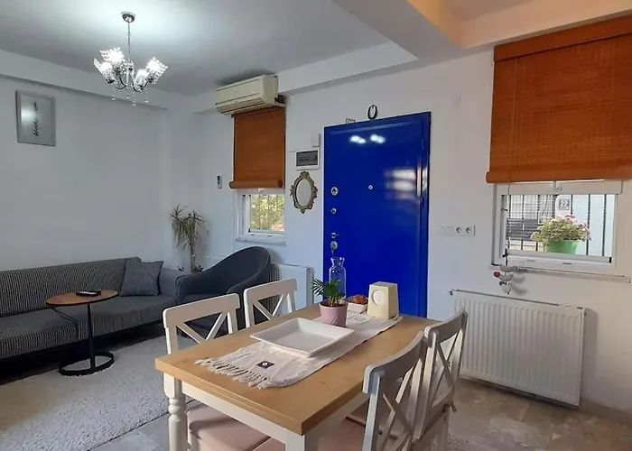 Aj Muestakil Ev Doert Odali *