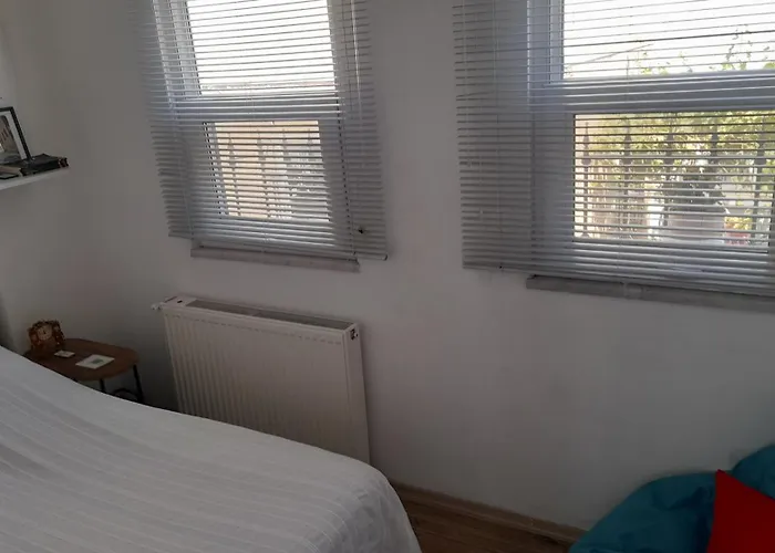 Aj Muestakil Ev Doert Odali *