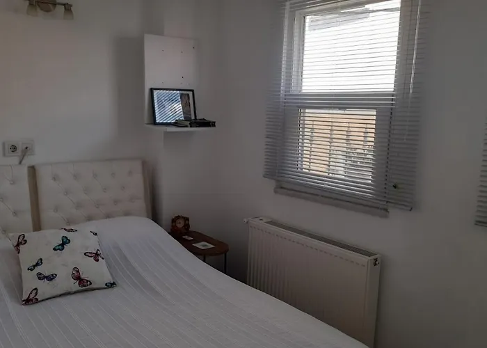 Aj Muestakil Ev Doert Odali Vakantiehuis Ayvalı