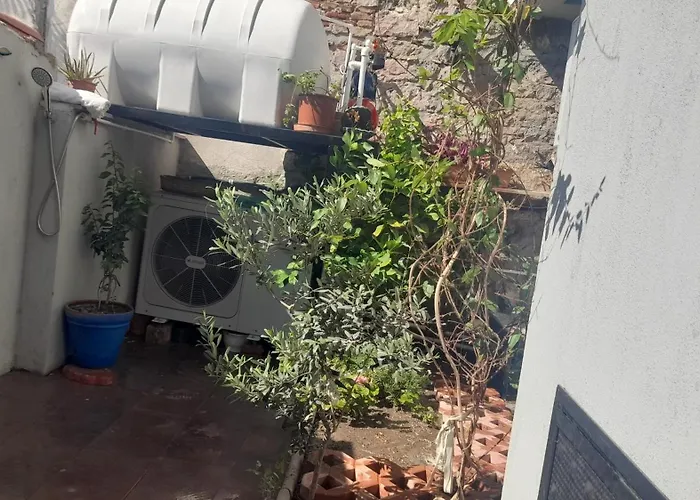 Aj Muestakil Ev Doert Odali Ayvalı