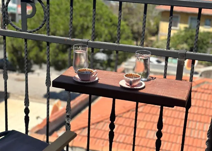 Aj Muestakil Ev Doert Odali *