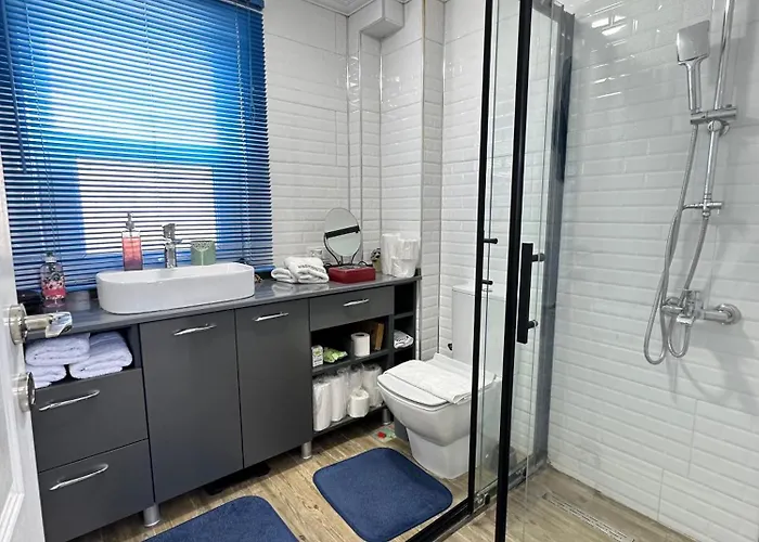 Aj Muestakil Ev Doert Odali